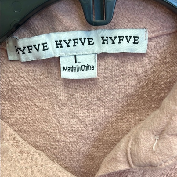 HYFVE Pink Cuffed Sleeve Crop Button Down - Picture 2 of 6